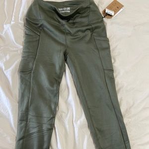 NWT Insulated tights